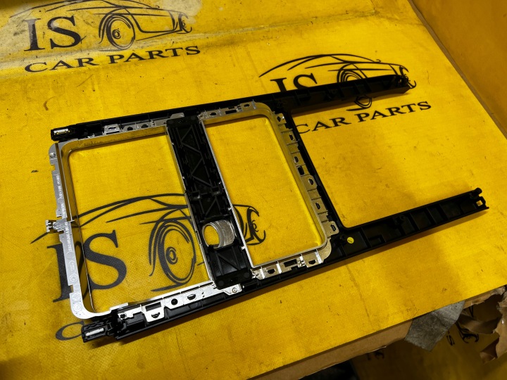 фото №8, Dekor рамка панель тунелю середнього range rover velar l560