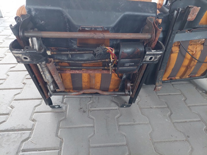 фото №11, Сиденье левый правые сиденья комплект chevrolet corvette c4