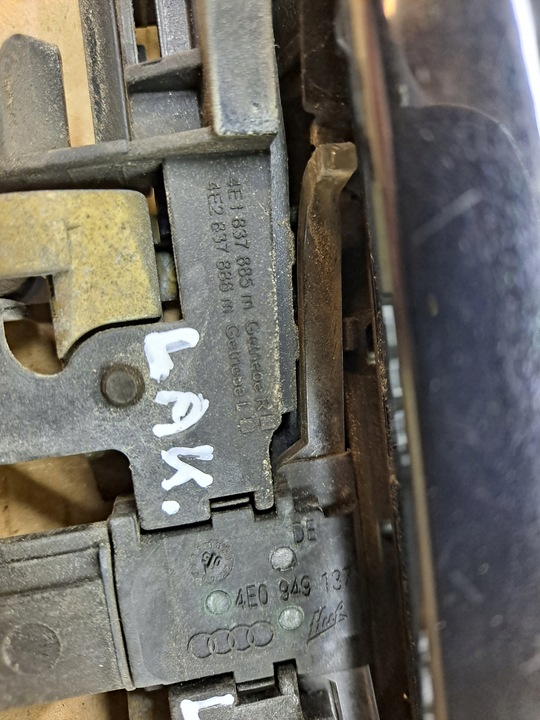 фото №3, Ручка дверь левый перед audi a8 d3 4e1837885 lz9y