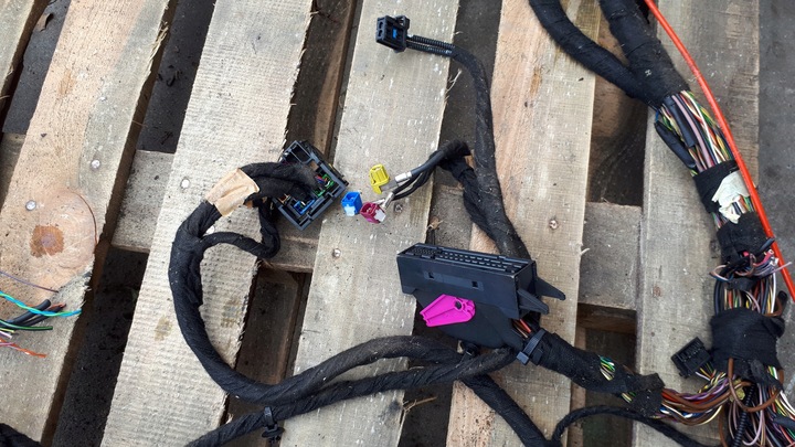 фото №7, S7 4g a7 жгут установка усилителя bose a6 c7