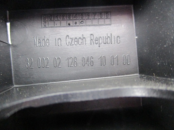 фото №10, Skoda новий ковзун бампера оригінальний номер 6v9807863