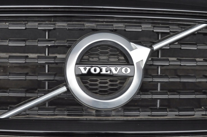 фото №13, Volvo s60 iii v60 ii бампер перед переднее комплектный 019