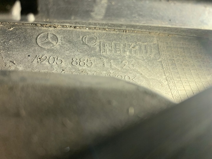 фото №10, Mercedes c клас w205 6.3 63 amg a2058851125 бампер перед переднє 14-