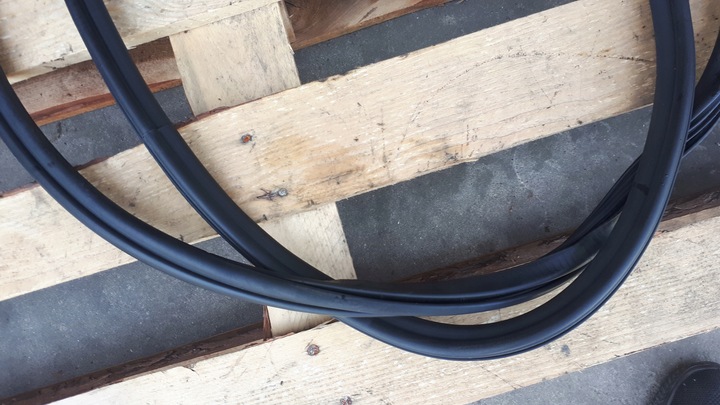 фото №5, S4 b8 рестайлинг a4 прокладка кузовная дверь перед