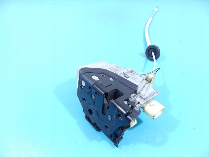 фото №1, Замок перед лівий 3c1837015a audi q7 i 4l європа