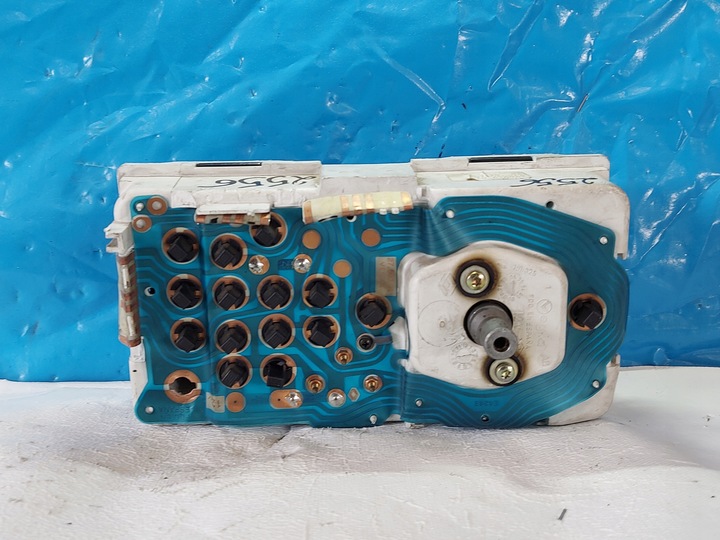 фото №8, Спидометр манометр renault rapid 1.9 d 19681901