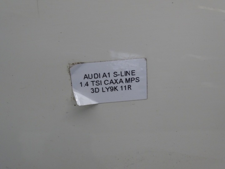 фото №10, Кришка зад задня з скло audi a1 3d 8x ly9k s-line