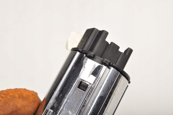 фото №7, Aston martin db9 кнопка вимикач світла аварійних 4g43-13a350-ae