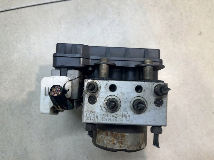фото №4, Блок управления abs mazda mpv 2.0 d ld48437az