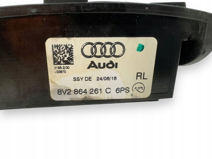 фото №7, Audi a3 s3 8v 2016 переднее держатель na кружка туннеля среднего