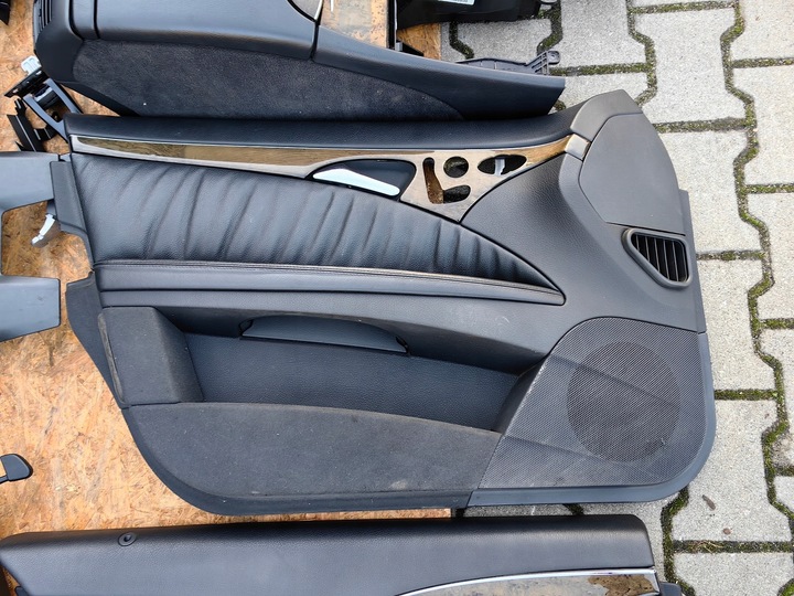 фото №11, Сиденья диван обшивки mercedes e-klasa w211 s211 универсал чёрная кожа подогрев