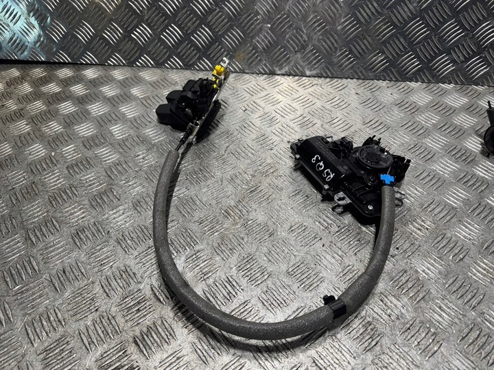 фото №1, Замок доводчик крышки audi q3 83a sportback 5ta827887c 81a827506
