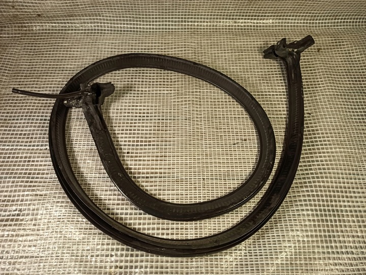 фото №1, Audi a5 cabrio 8f0 прокладка дах 8f0825397