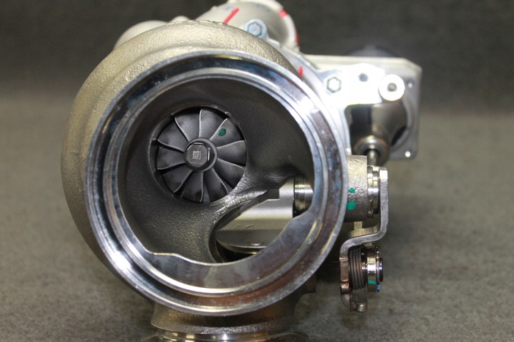 фото №10, Bmw g30 g11 g15 g05 n63b44d 530km турбокомпресора турбіни комплект - нове oem