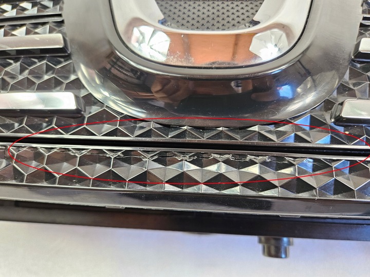 фото №16, Решітка радіатора решітка кришка хром port заряджання dacia spring 2021 62310527