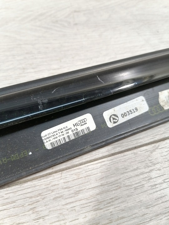 фото №8, Audi a6 c7 s-line планка лівий зад 4g0853763