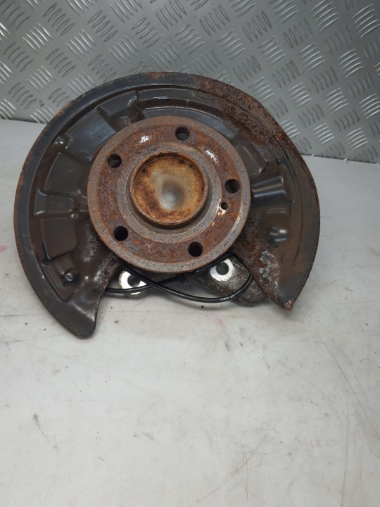 фото №10, Ступица поворотный кулак датчик правое зад mercedes w246 w176 w117 w156 a2460406