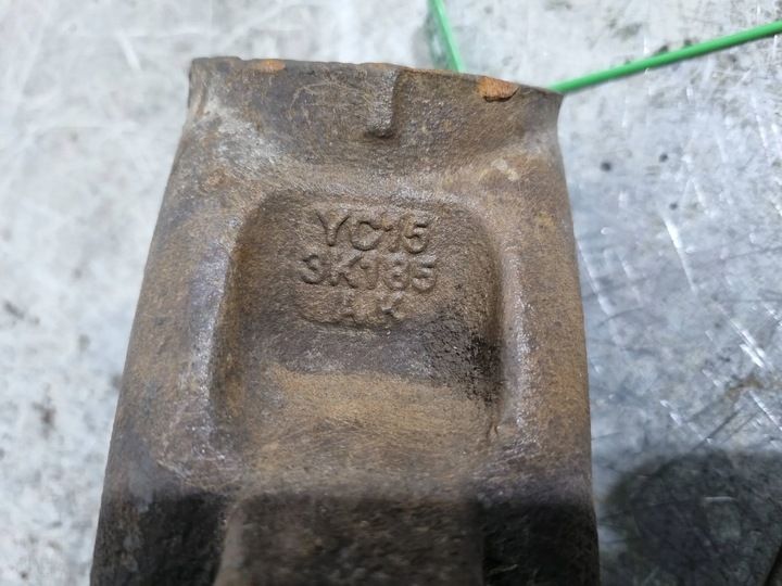 фото №6, Поворотный кулак перед правая yc15-3k185-ak ford transit mk6 03-
