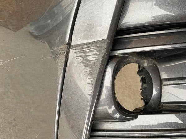 фото №12, Toyota corolla e16 рестайлинг 16- бампер перед