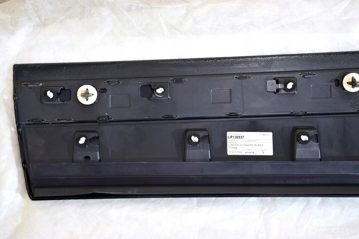 фото №12, Range rover velar планка дверь правые перед