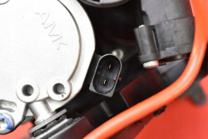 фото №10, Насос компресор підвішування dx233b484ac amk jaguar xf x250 2.2 td 200 km