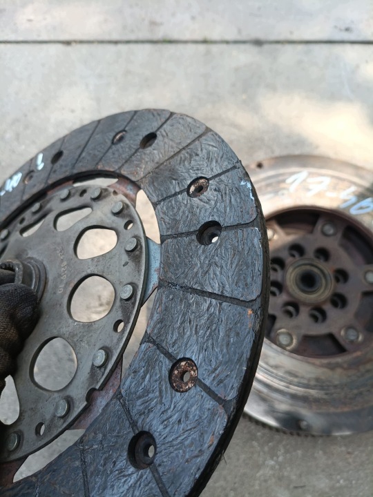 фото №11, Audi a4 b6 сцепление диск прижим двухмассовый маховик 2,4 bdv 078105266ah 17-40