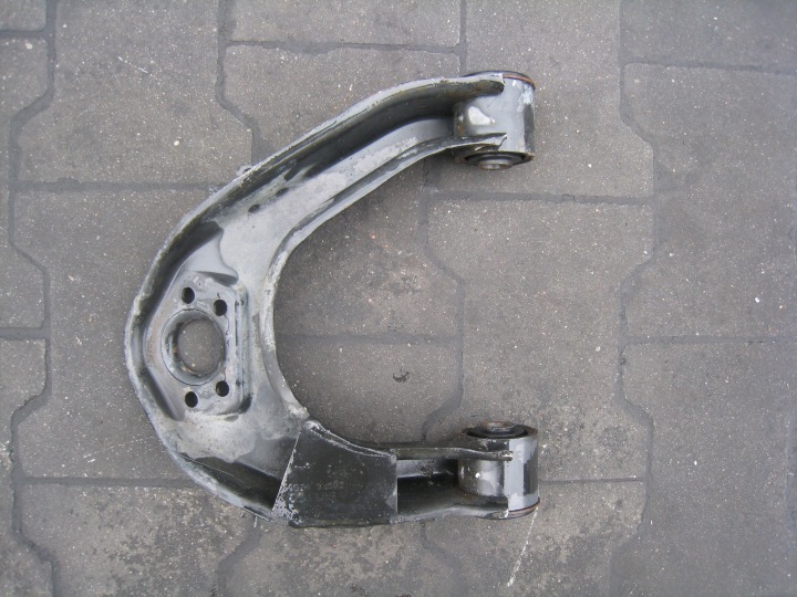 фото №4, Рычаг верхний p/l nissan cabstar, renault maxity