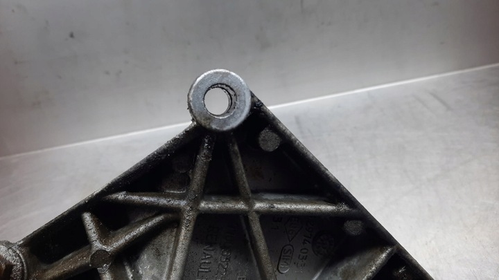 фото №8, Лапи коробки коробки передач 7700832251 renault scenic i 1.9 dci