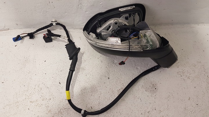 фото №10, Дзеркало праві volkswagen arteon 3h 13+2 pin