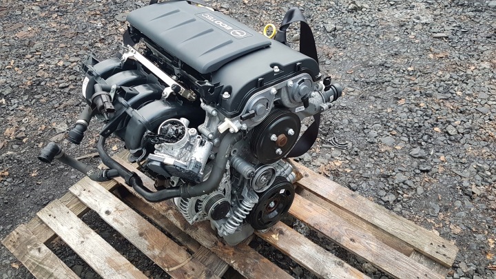 фото №7, Opel corsa adam 1.2 16v двигатель комплектный a12xer b12xer 48 tys km идеальное состояние
