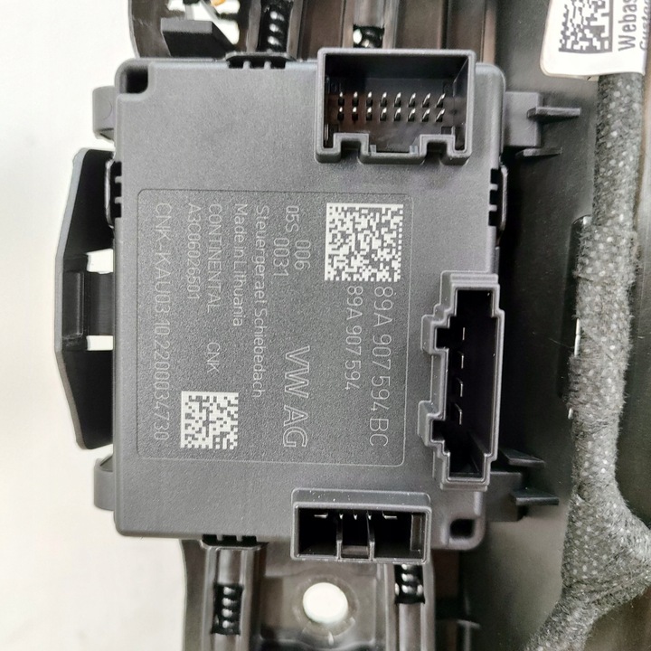 фото №7, Audi q8 2023 люк комплект