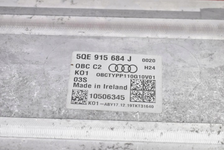 фото №5, Модуль станція зарядний пристрій акумулятора 5qe915684j audi e-tron 55 408 km 18-21