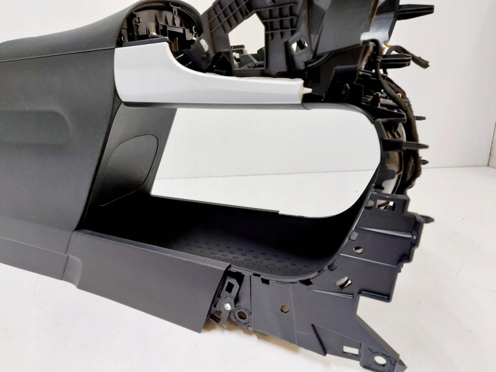 фото №10, Smart #1 smart 1 volvo ex30 23r. тунель середній підлокітник 1490864-a