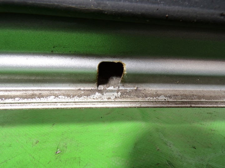 фото №15, Toyota avensis t25 дверь правые передние 1c0