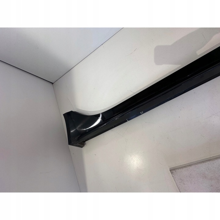 фото №8, Jaguar xe накладка планка пороговая правая r-sport gx7m11d56a