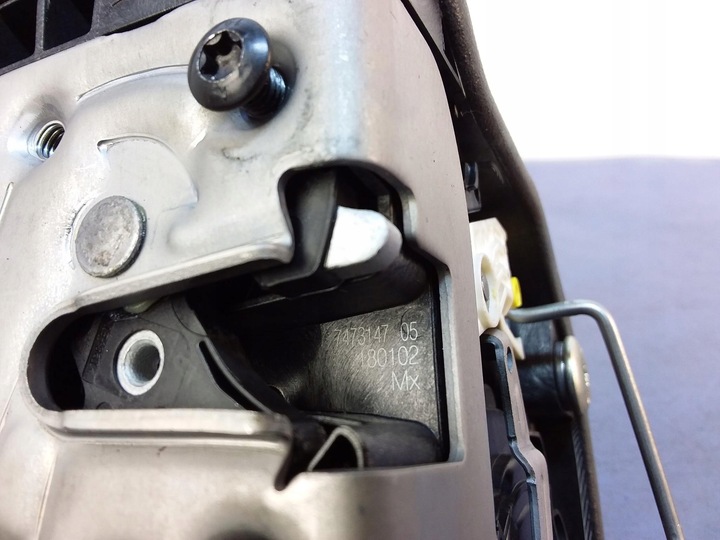 фото №6, Bmw x5 f15 замок дверь зад левый 7473147 4 pin