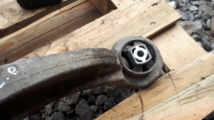 фото №7, A4 b8 a5 8t важіль лівий перед 2.7 tdi