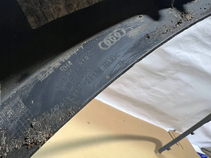 фото №12, Планка крила audi q3 ii 83a 83a853818 права зад задня