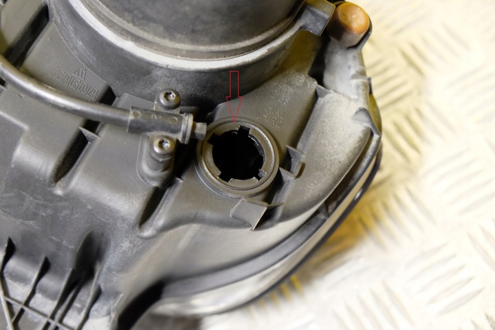 фото №11, Dodge durango 2014- фара лампа светлая ксенон з led правая usa