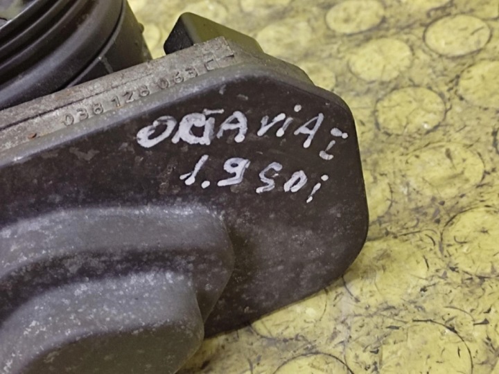 фото №9, Skoda octavia i 1.9 sdi дроссельная заслонка 038128063c