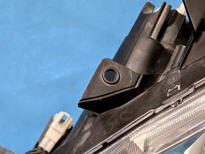 фото №9, Toyota auris рестайлінг ксенон 2009 2010 2011 2012 лампа перед фара лівий євро