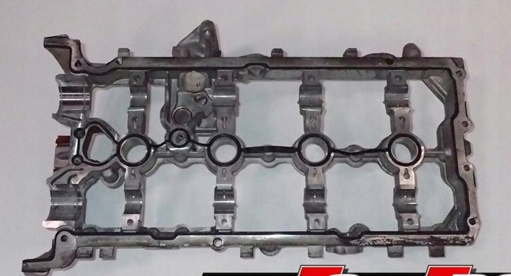 фото №7, Крышка защита клапанов левая audi rs5 079103285ap