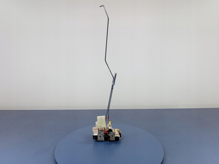 фото №1, Jeep compass i замок дверь перед правые 04589422ah