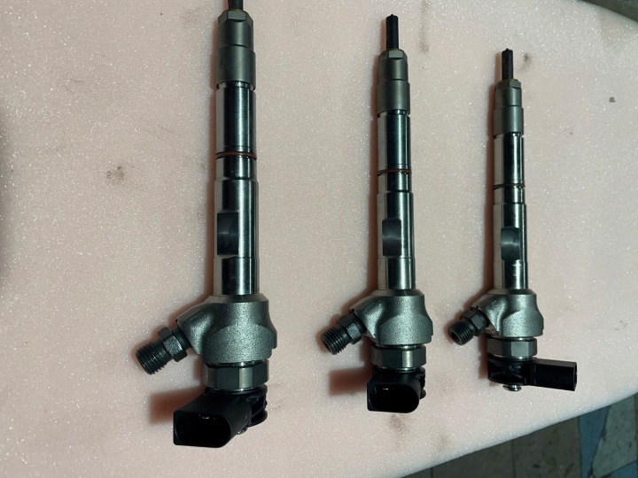 фото №14, Vw audi 2.0 tdi форсунки форсунки 0445110960 05l130277m