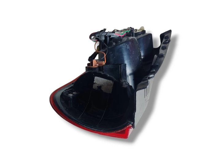 фото №8, Hyundai matrix 2002 зад сторона правая лампа задняя