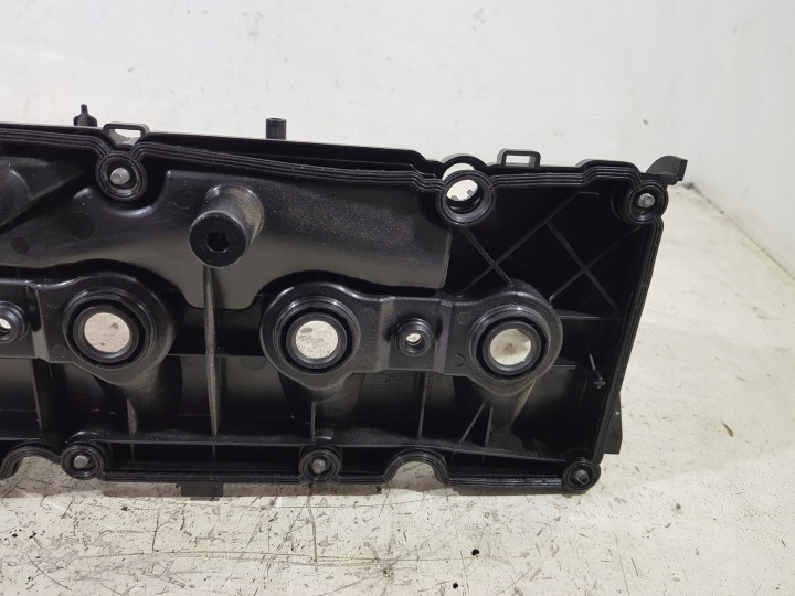 фото №8, Крышка клапанов 04l103469m vw transporter t6 crafter 2.0 tdi dna