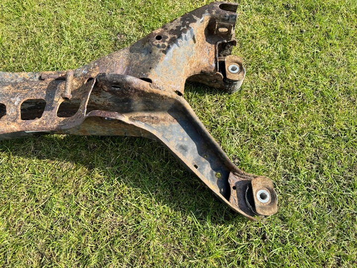 фото №10, Балка підвішування зад колиска підрамник візок вісь saab 9-3 93 ii 02- універсал