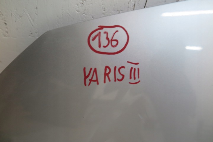 фото №5, Toyota yaris iii капот крышка двигателя 2011-