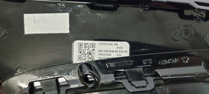 фото №9, Решітка бампера права audi e-tron s-line 4ke 18-21