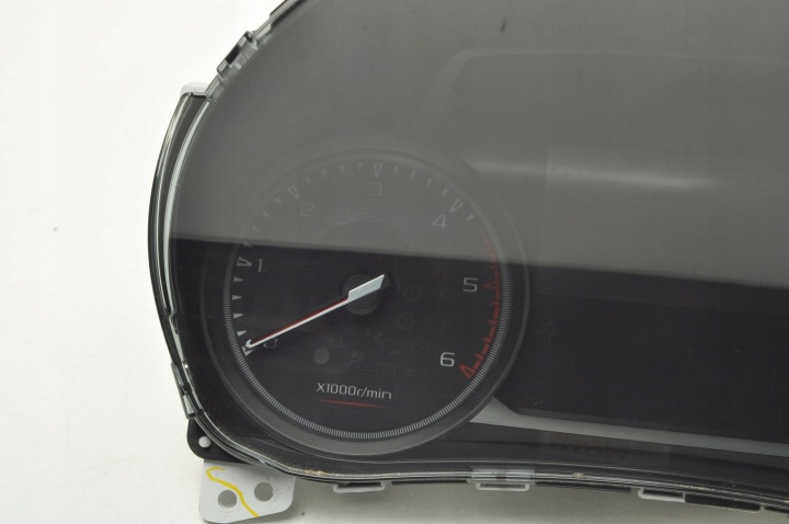 фото №7, Isuzu d-max iii панель приладів 23r 8976834480 769168-260t англієць